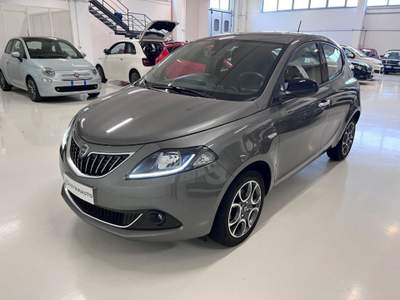 Lancia Ypsilon 1.0 FireFly 5P S&S Hybrid Ecochic Gold Grigio usata Massanzago