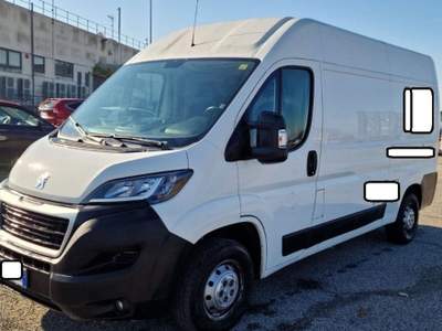 Peugeot Boxer 330 2.2 BlueHDi 120 S&S Bianco usata Gaglianico