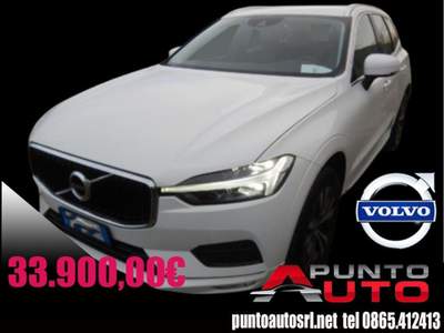 Volvo XC60 B4 (d) AWD Geartronic Momentum Pro Bianco usata Isernia