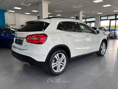 Mercedes-Benz GLA GLA 200 d (cdi) Sport auto Bianco usata Carlentini