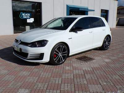 Volkswagen Golf 2.0 TDI 5p. BlueMotion Technology Bianco usata Sassari