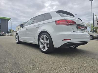 Audi A3 1.6 TDI 116 CV S tronic Sport PERMUTE Bianco usata Parma