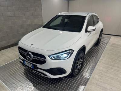 Mercedes-Benz GLA Automatic 4Matic Sport Plus Bianco usata Magenta