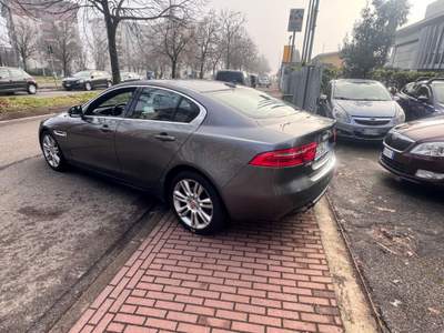 Jaguar XE 2.0 D Turbo 180CV aut. Portfolio Argento usata Opera