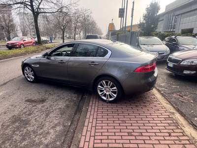 Jaguar XE 2.0 D Turbo 180CV aut. Portfolio Argento usata Opera