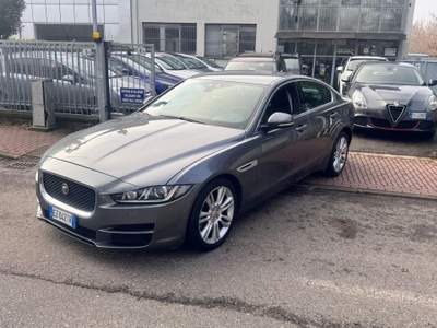 Jaguar XE 2.0 D Turbo 180CV aut. Portfolio Argento usata Opera