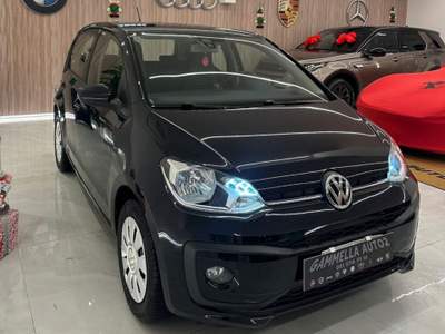 Volkswagen up! 1.0 5p. move up! Nero usata San Sebastiano al Vesuvio