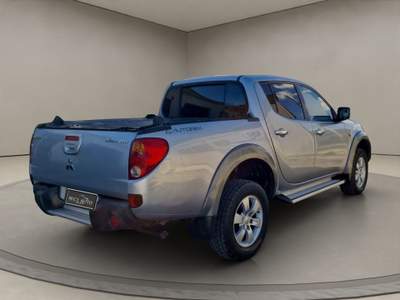 Mitsubishi L200 2.5 DI-D/136CV Double Cab Invite Grigio usata Tertenia