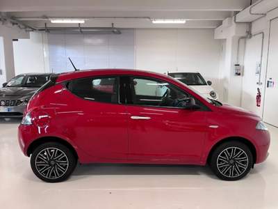 Lancia Ypsilon 1.2 69 CV 5 porte GPL Ecochic Rosso usata Massanzago