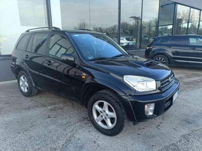 Toyota RAV4 RAV4 2.0 D4D TDI 5 porte Nero usata Mondolfo