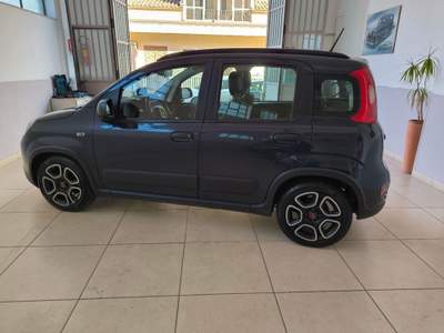 Fiat Panda 1.0 FireFly S&S Hybrid City Life Blu/Azzurro usata Nicosia