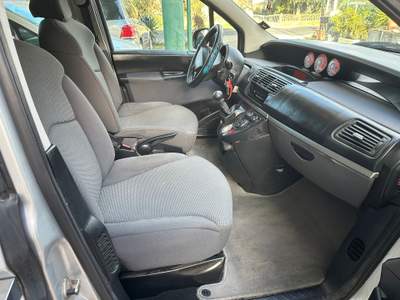 Peugeot 807 PEUGEOT 807 2.0 HDI 7 POSTI (12 RATE) Argento usata LUGO
