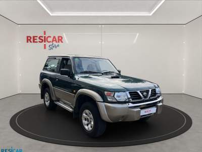 Nissan Patrol Patrol gr sw 3.0 td-di luxury fl 3 porte Verde usata Alessandria