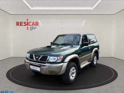Nissan Patrol Patrol gr sw 3.0 td-di luxury fl 3 porte Verde usata Alessandria