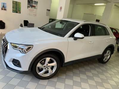 Audi Q3 audi q3 35 tdi s-tronic advaced solo 58.000km  Bianco usata Sant'Eufemia d'Aspromonte