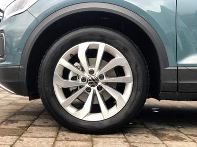 Volkswagen T-Roc 1.0 TSI *FARI LED*VETRI OSCURATI* Blu/Azzurro usata Feltre