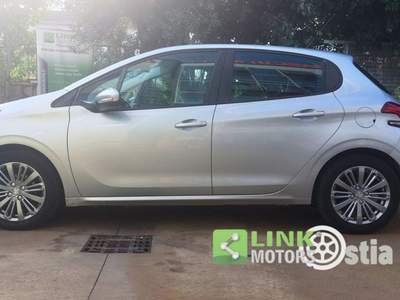 Peugeot 208 BlueHDi 75 5 porte Active Argento usata Roma