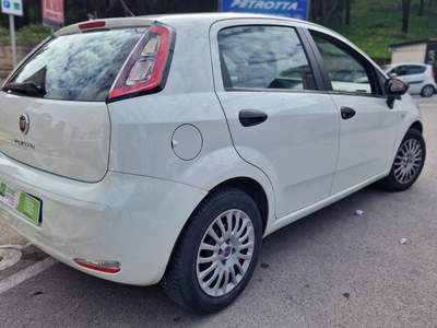 Fiat Punto 1.3 MJT II 75 CV 5 porte Bianco usata Agrigento