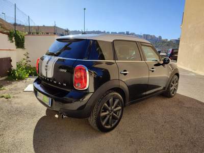 MINI Countryman Mini Cooper D Business Countryman Automatica Nero usata Agrigento