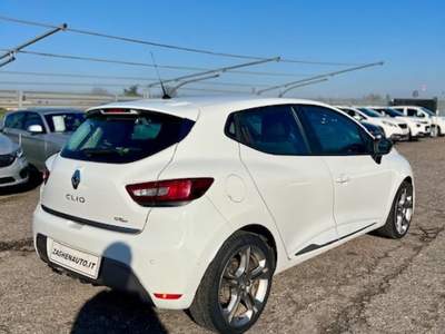 Renault Clio 1.5 dCi 8V 90CV S&S 5 porte GT Line+NEOPATENTATI Bianco usata Roburent