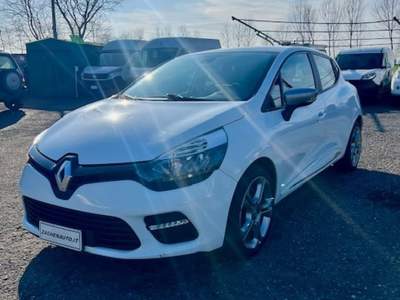 Renault Clio 1.5 dCi 8V 90CV S&S 5 porte GT Line+NEOPATENTATI Bianco usata Roburent