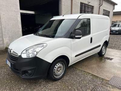 Opel Combo 1.6 CDTI 105CV Van (750kg) EURO6- 1 PROPRIETARIO Bianco usata Roburent