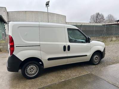 Opel Combo 1.6 CDTI 105CV Van (750kg) EURO6- 1 PROPRIETARIO Bianco usata Roburent