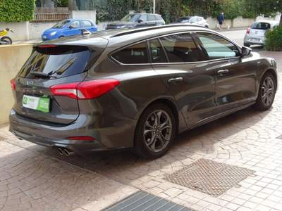Ford Focus SW 1.5 DCI 120 CV  ST-Line Grigio usata Quartu Sant'Elena