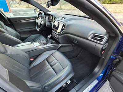 Maserati Ghibli 330 CV MHEV Gransport Blu/Azzurro usata Siracusa