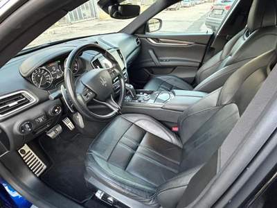 Maserati Ghibli 330 CV MHEV Gransport Blu/Azzurro usata Siracusa