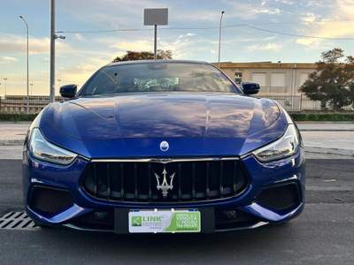 Maserati Ghibli 330 CV MHEV Gransport Blu/Azzurro usata Siracusa