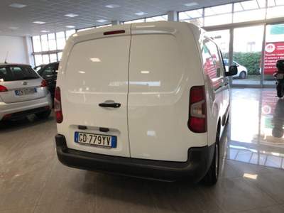 Citroen Berlingo BlueHDi 130 EAT8 S&S Van XL Club  IVA ESPOSTA Bianco usata Bareggio