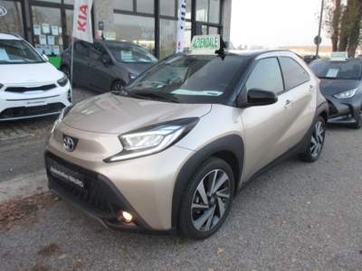 Toyota Aygo 1.0 VVT-i 72 CV 5P Lounge S-CVT - NEOPATENTATI Beige usata San Giorgio di Piano