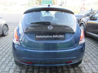 Lancia Ypsilon 1.0 FireFly 5 porte S&S Hybrid Gold - NEOPATENTATI Blu/Azzurro usata San Giorgio di Piano