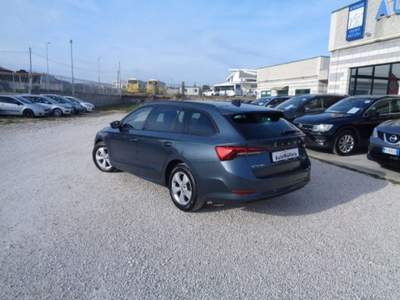Skoda Octavia 2.0 TDI EVO SCR 150 CV DSG Wagon Style Grigio usata TROIA