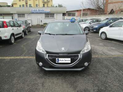 Peugeot 208 1° serie 1.2 VTi 82 CV 5 porte Allure Grigio usata Roma