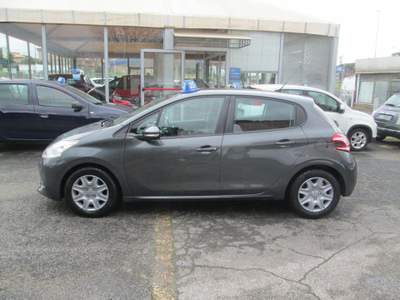 Peugeot 208 1° serie 1.2 VTi 82 CV 5 porte Allure Grigio usata Roma