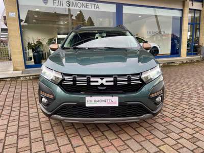 Dacia Jogger 1.6 Hybrid 140CV 7 posti Extreme Verde usata Cadrezzate con Osmate