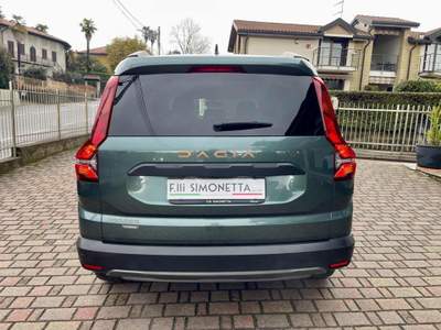 Dacia Jogger 1.6 Hybrid 140CV 7 posti Extreme Verde usata Cadrezzate con Osmate