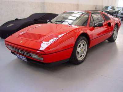 Ferrari 208 GTS Rosso usata Milano