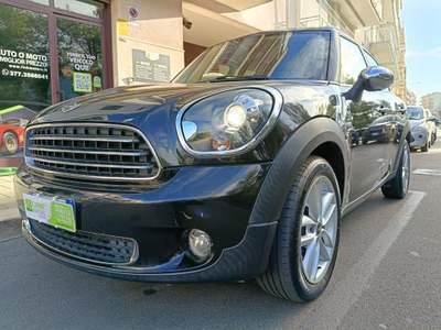 MINI Countryman Mini Cooper D Automatica NEOPATENTATI Nero usata Putignano