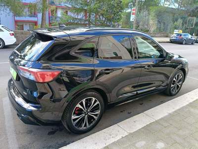 Ford Kuga 2.5 Plug In Hybrid 2WD ST-Line Nero usata Putignano