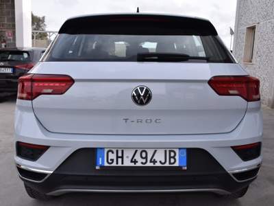 Volkswagen T-Roc 2.0 TDI SCR 150 CV DSG Business BlueMotion Technol Bianco usata San Vito dei Normanni