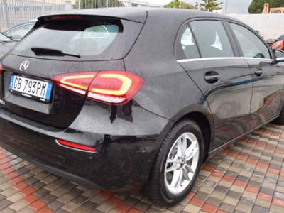 Mercedes-Benz Classe A d Automatic Business Extra *Navi,LED,Sensori* Nero usata San Vito dei Normanni