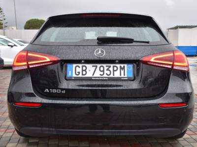 Mercedes-Benz Classe A d Automatic Business Extra *Navi,LED,Sensori* Nero usata San Vito dei Normanni
