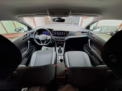 Volkswagen Polo LIFE * IDONEA NEOPATENTATI * Bianco usata Buccinasco