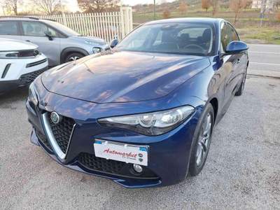 Alfa Romeo Giulia 2.2 Turbodiesel 150 CV Super Blu/Azzurro usata Grottaminarda