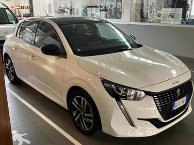Peugeot 208 100cv  S&S5porte Allure -solo 19000km Bianco usata Bareggio