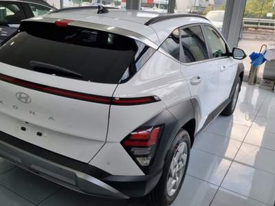 Hyundai Kona 1.0 T-GDI Hybrid 48V XLINEPLUS Bianco usata Trento
