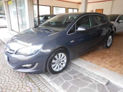 Opel Astra 1.7 CDTI 110CV 5P COSMO OK NEOPAT. Grigio usata Nervesa della Battaglia